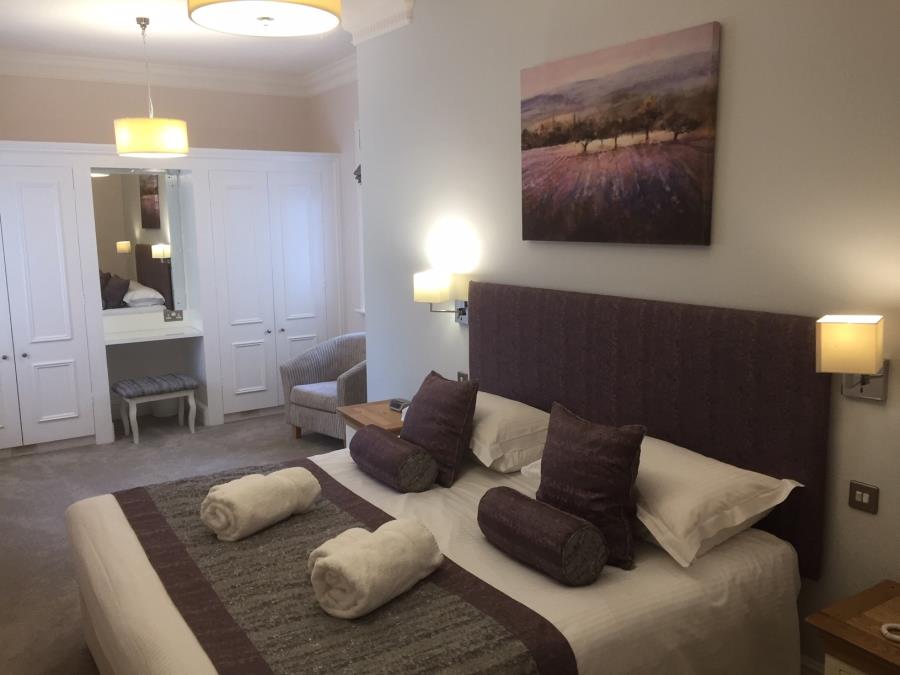 Accommodation Main Picture