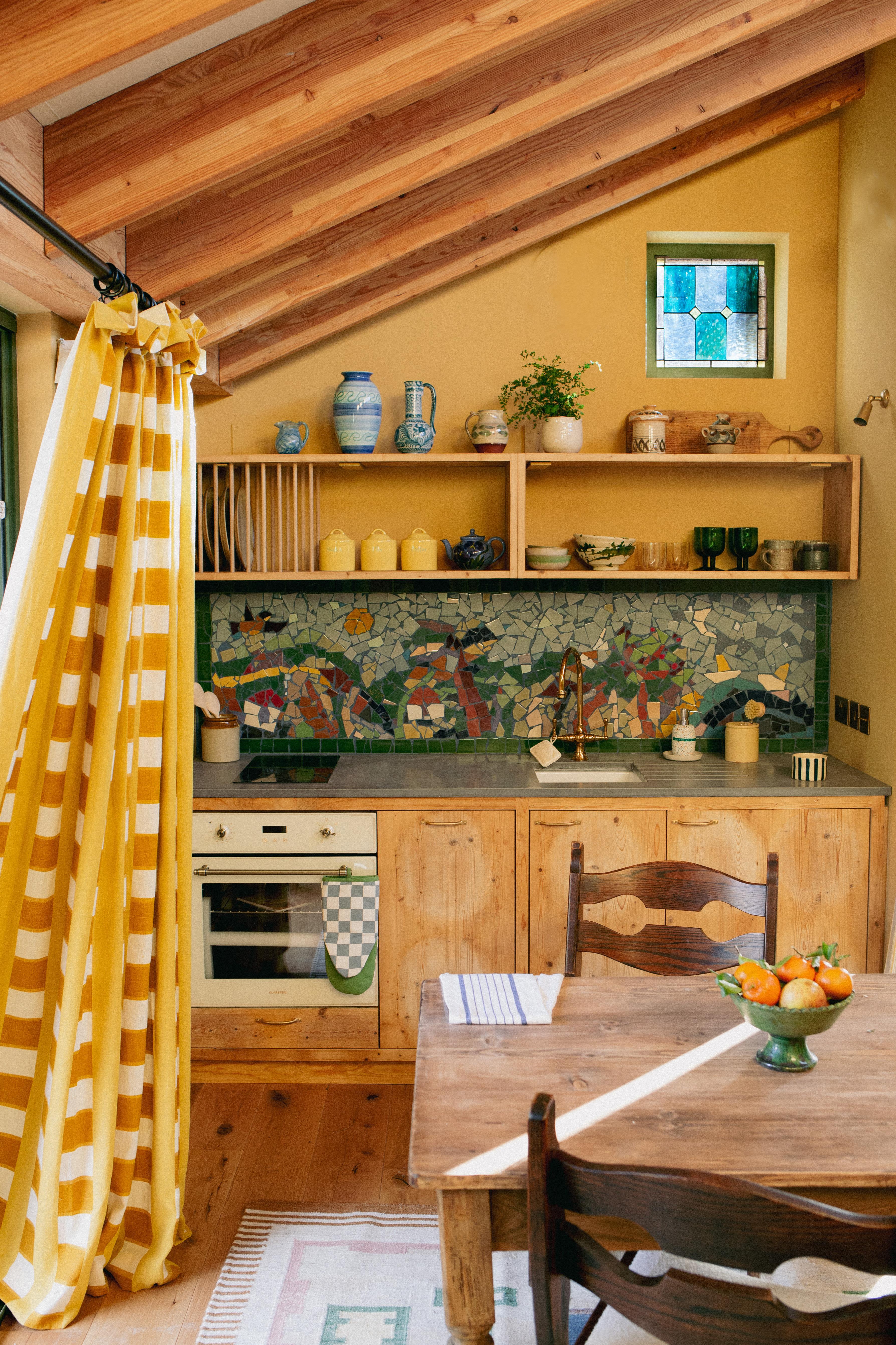 Crows' Nest One Image