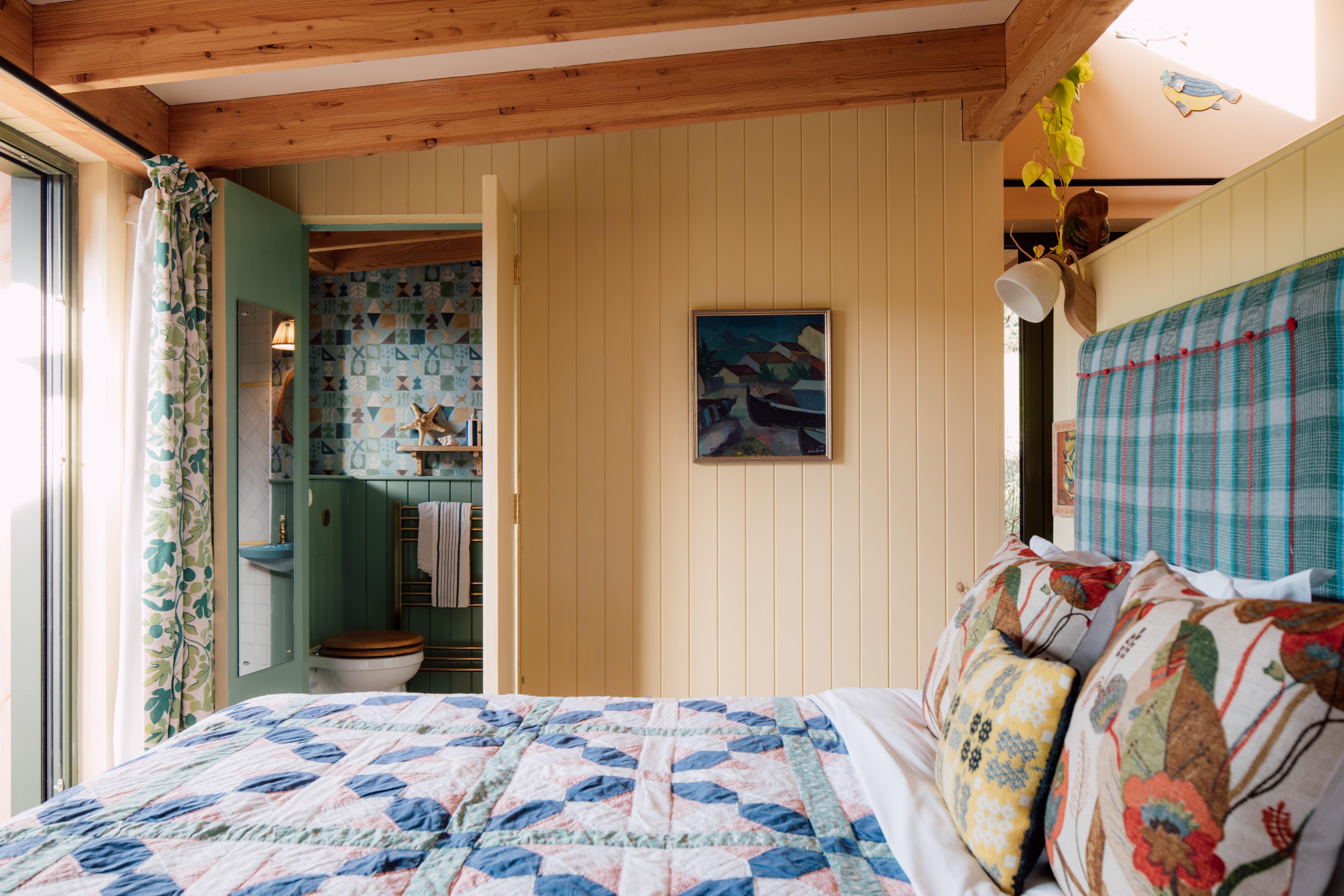 Crows' Nest Two Image