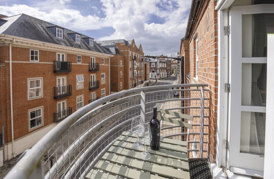 Accommodation Main Picture