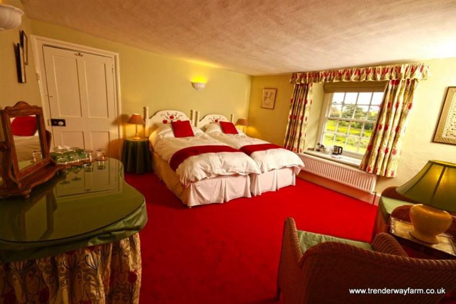 Accommodation Main Picture