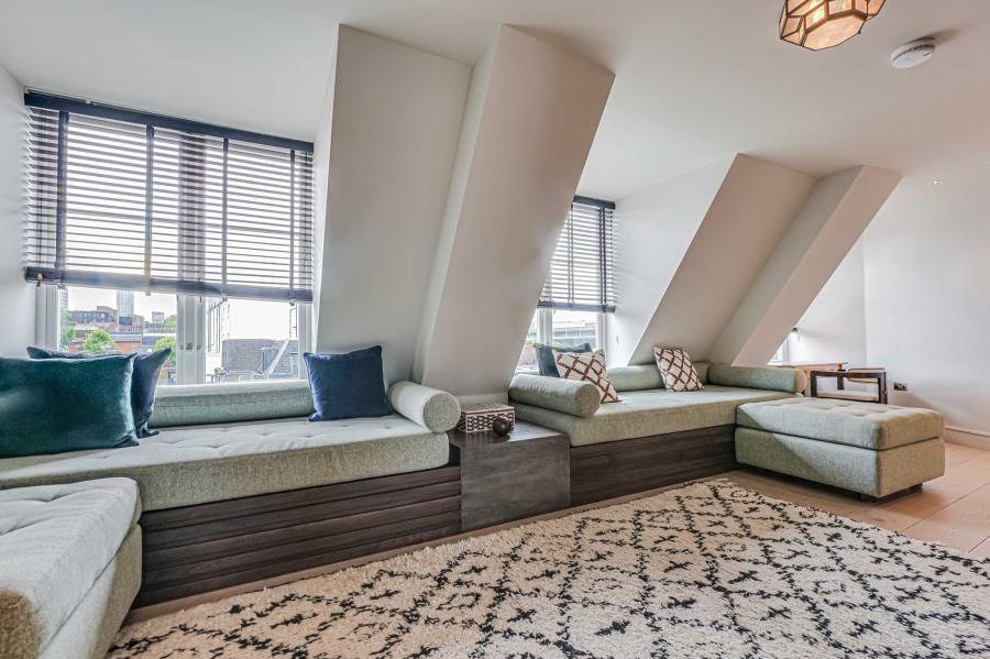 Accommodation Main Picture