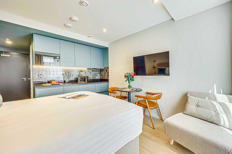Accommodation Main Picture
