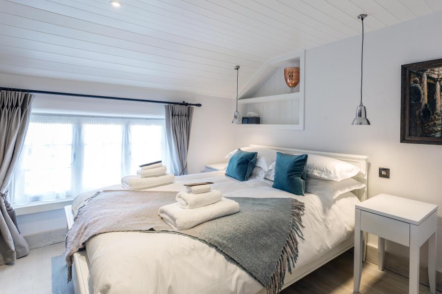 Accommodation Main Picture