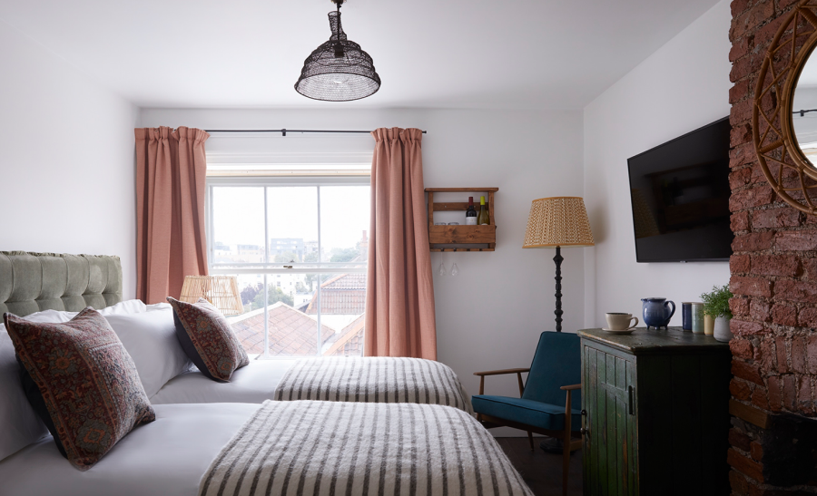 Accommodation Main Picture