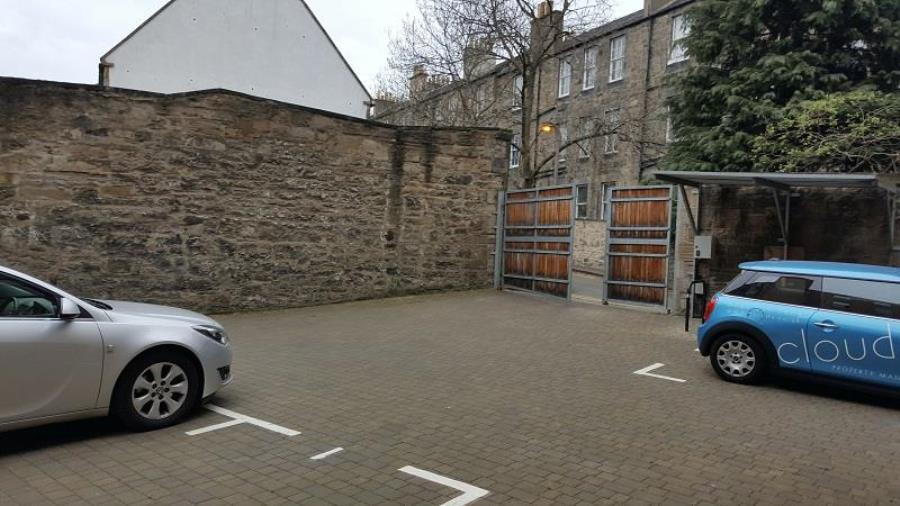 Accommodation Main Picture