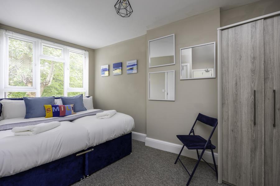 Accommodation Main Picture