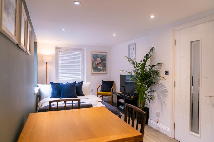 Accommodation Main Picture