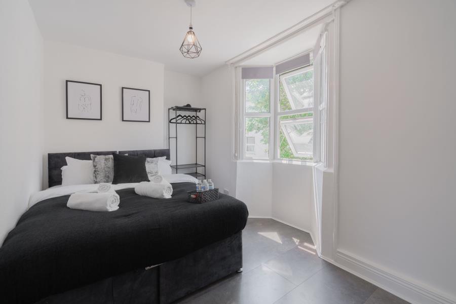 Accommodation Main Picture