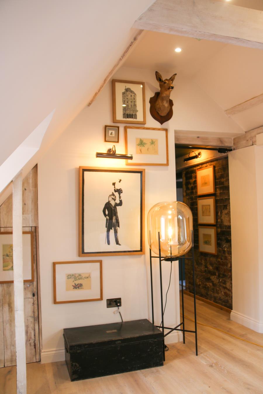 Accommodation Main Picture