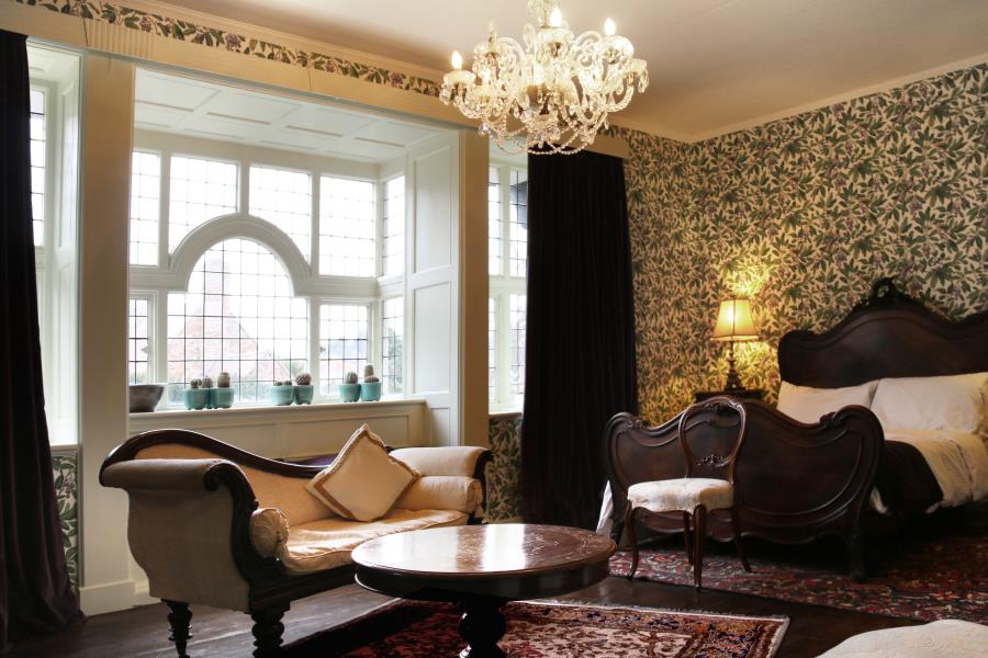 Accommodation Main Picture