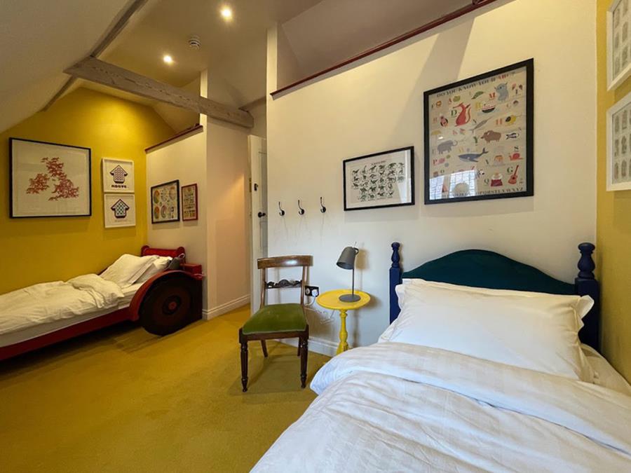 Accommodation Main Picture