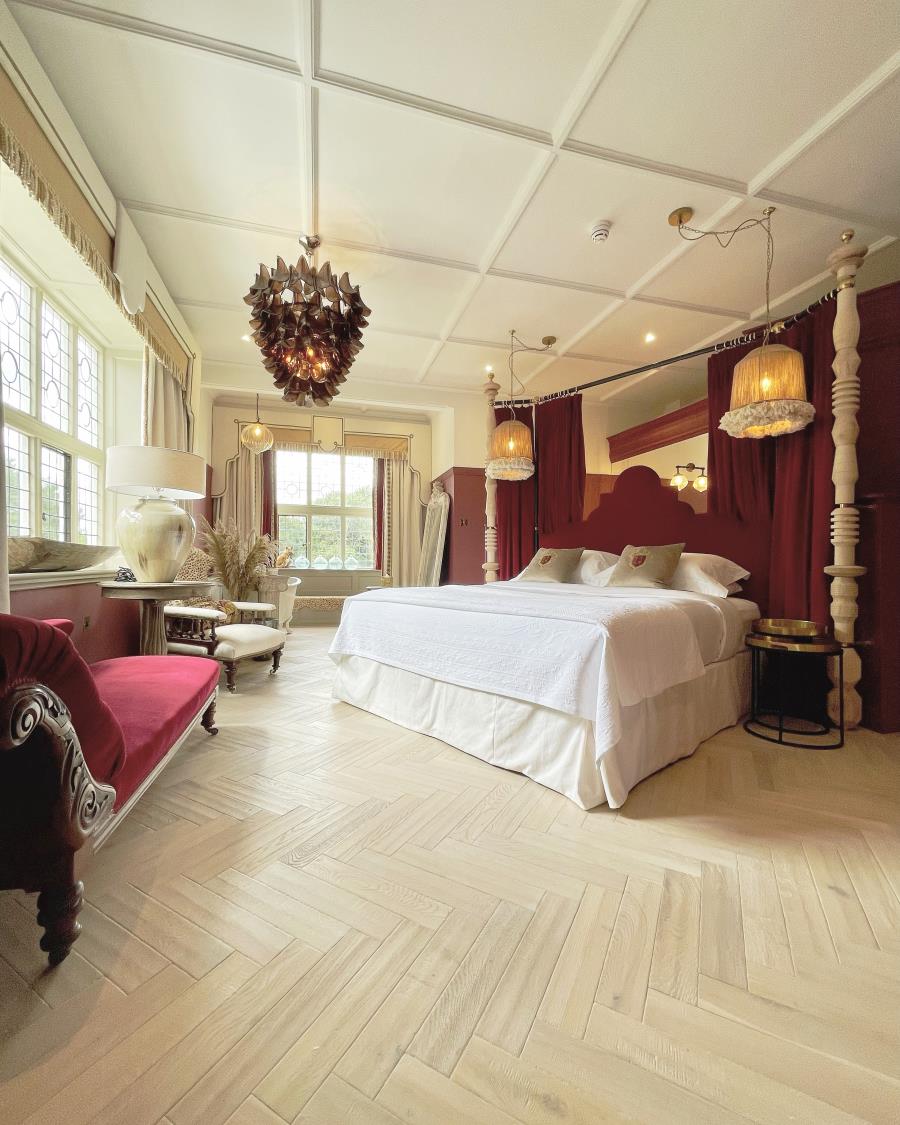 Accommodation Main Picture