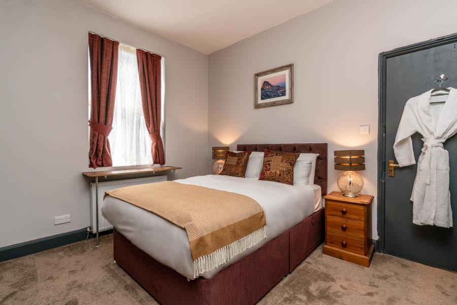 Accommodation Main Picture